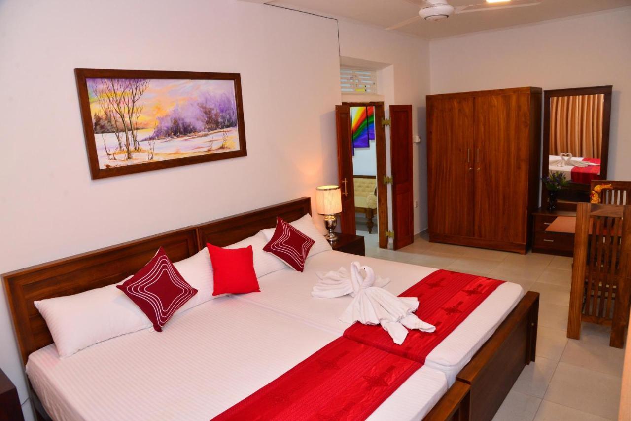 히카두와 Sunshine Greens B&B 외부 사진