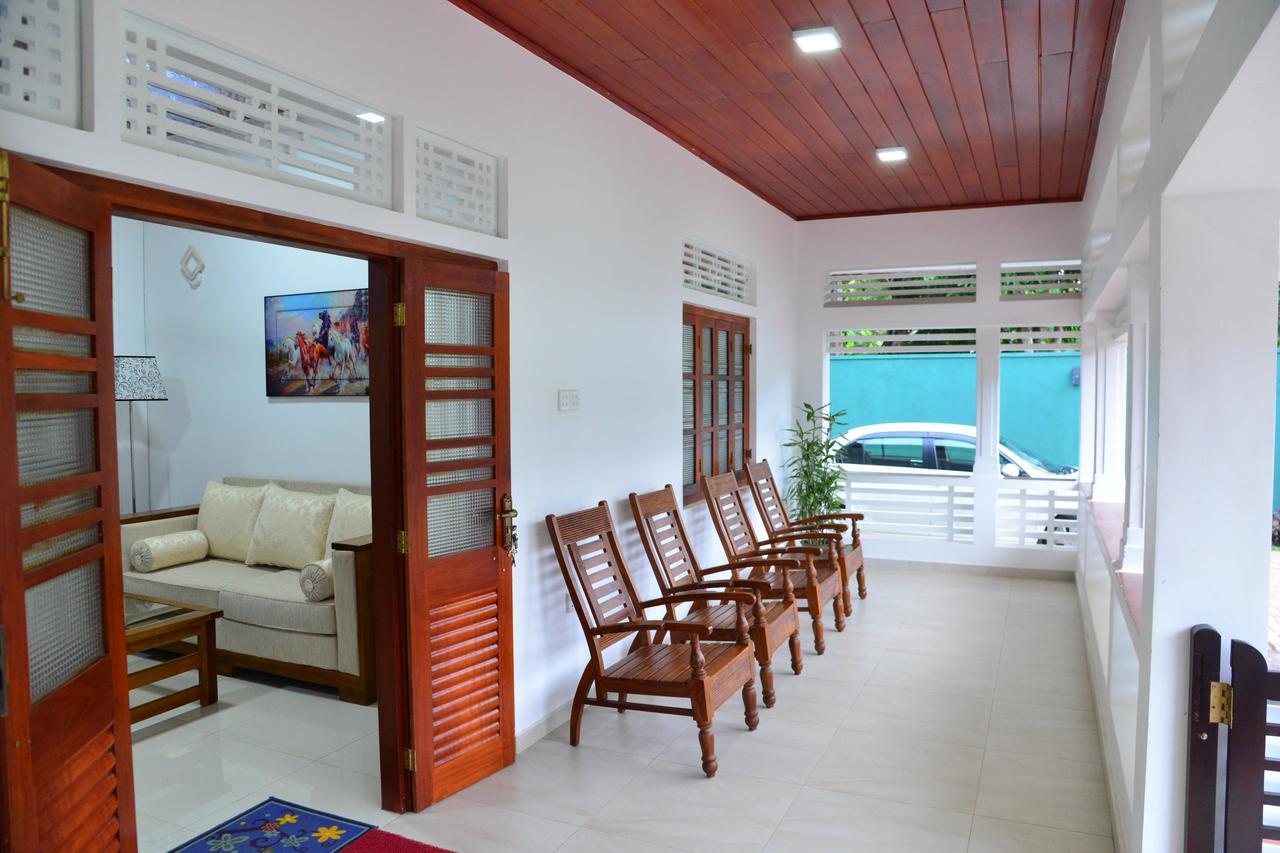 히카두와 Sunshine Greens B&B 외부 사진
